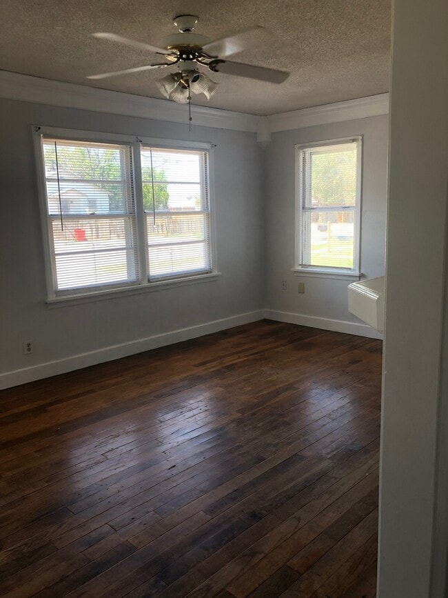 Photo - CUTE HOME WITH 2 BEDROOMS, 1 BATHROOM, 1 CAR GARAGE