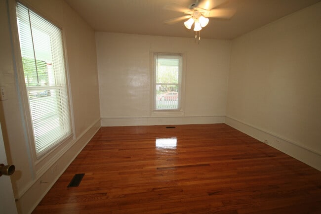 Photo - Spacious 1st Floor Apt - 1/2 Block to Duke - HUGE Fenced Yd Unit B