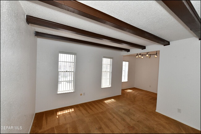 Photo - 6201 Escondido Dr Unit 17D