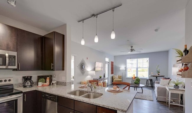 Photo - Parkway Flats