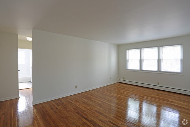 1BR, 1BA