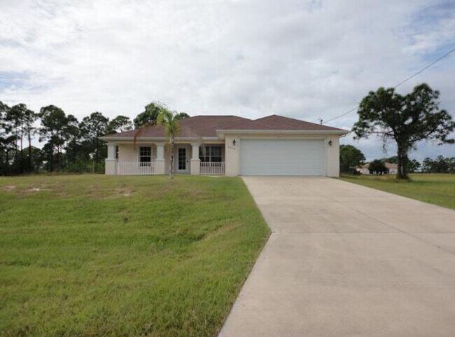 Photo - 4740 NW 39th Ave