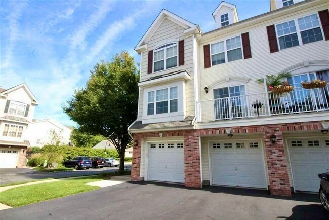Building Photo - 14 Elco Ct Unit 14