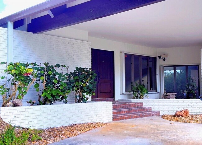 Photo - 8925 SW 102nd Terrace