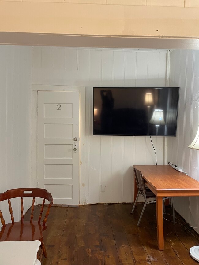 Photo - 1849 Highland Ave Unit Apt 1