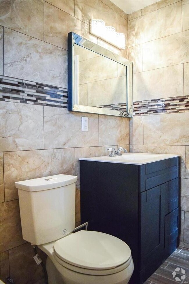 Building Photo - Fantastic 2bd/2ba home! Let yourself in!