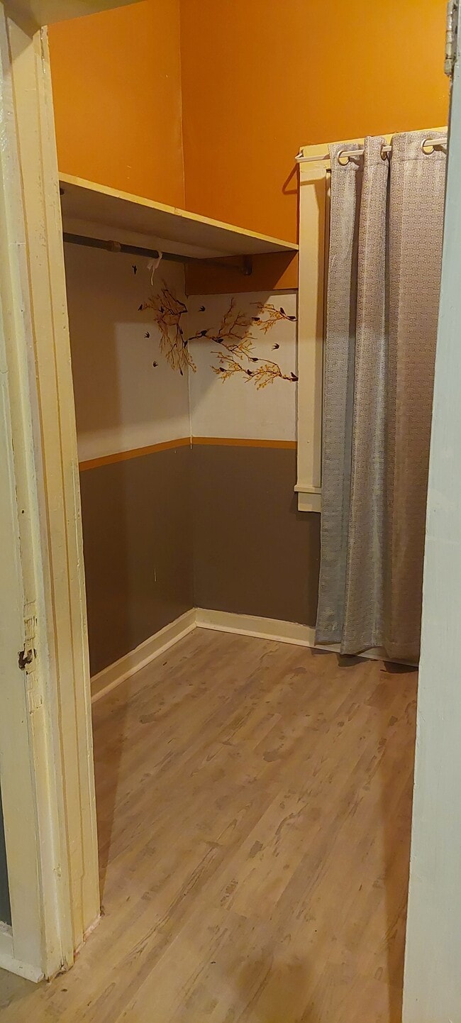 Photo - 509 Marine St