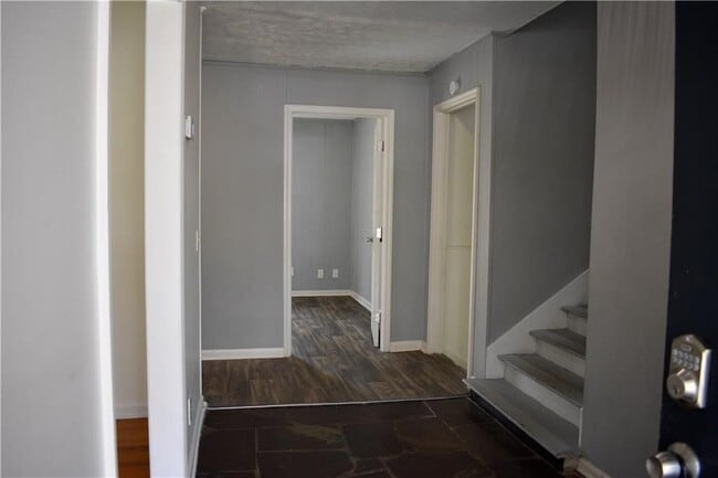 Photo - 2576 Peyton Woods Trail SW