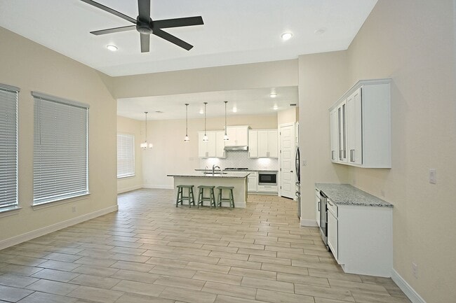 Photo - 1434 Oaklawn Dr