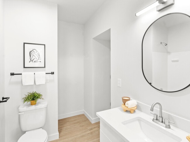 Photo - 404 E 5600 S Unidad 312