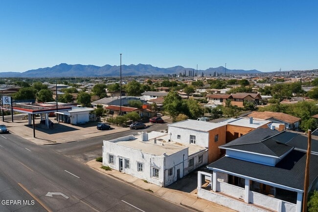 Building Photo - 601 N Copia St Unit 2