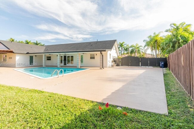 Photo - 8425 SW 185th St