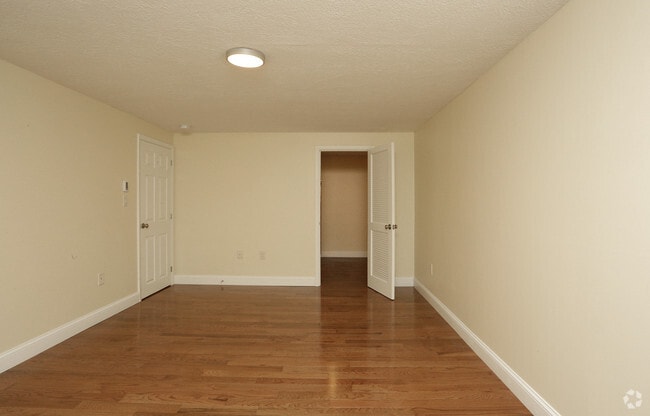 London Court