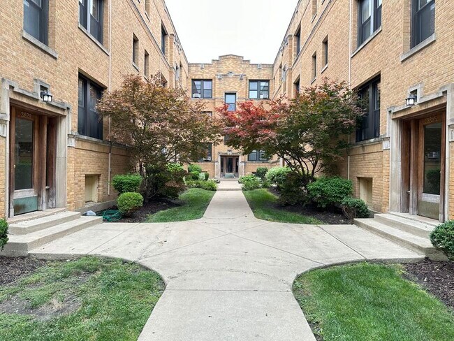 Photo - 2617 N Spaulding Ave Condo Unit W4