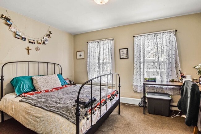 Photo - 126 N Franklin St