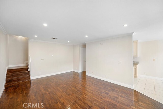 121 Sinclair Ave