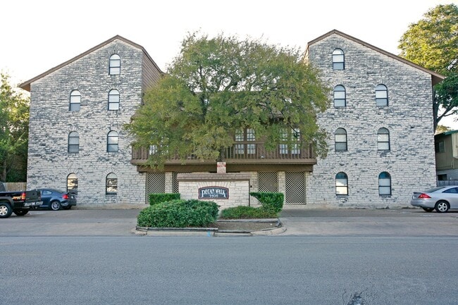 Building Photo - Pecan Walk #301 Rental