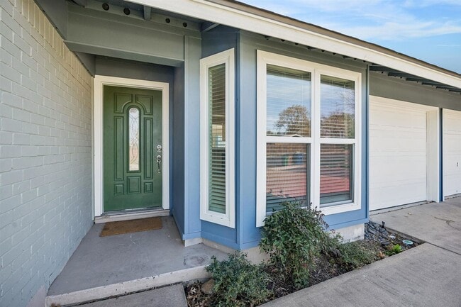 Photo - 1411 Fairfield Dr Unit 1