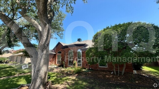 Building Photo - 1217 Babbling Brook Dr Rental
