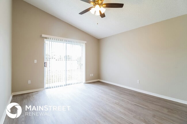 Photo - 2826 Delcrest Ct