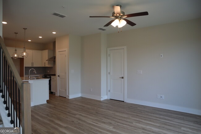 Photo - 692 Urban Grange Wy