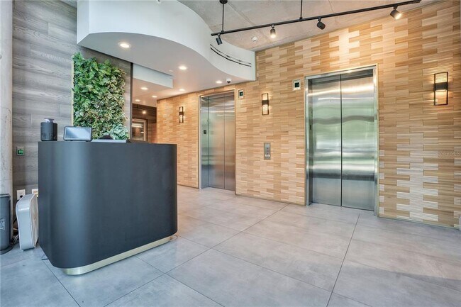 Photo - 525 E Jackson St Unit P