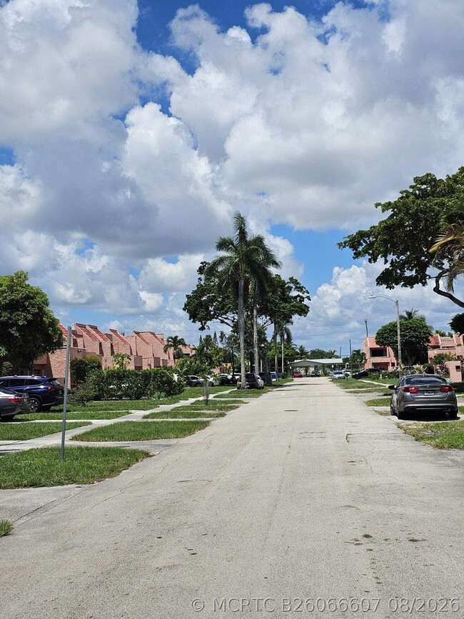 Photo - 1625 NW 58th Ave