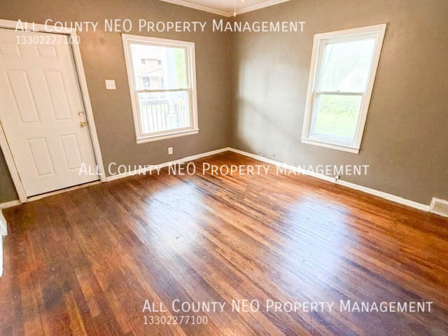 13305 Durkee Ave Unit Down Unit