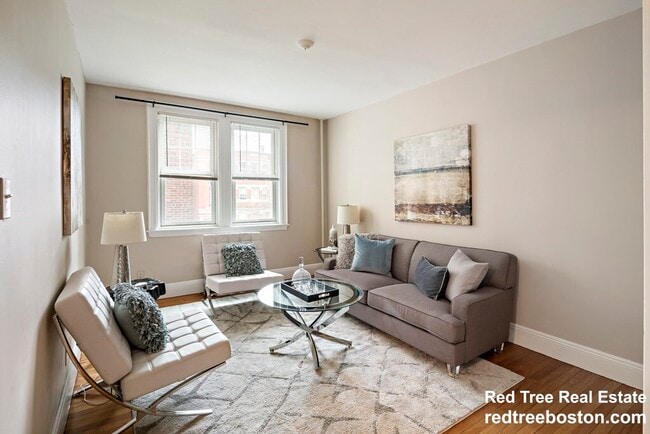 Photo - 52 Strathmore Rd Unit 3