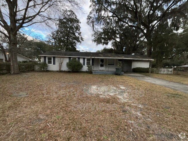 Building Photo - 616 1st St Rental