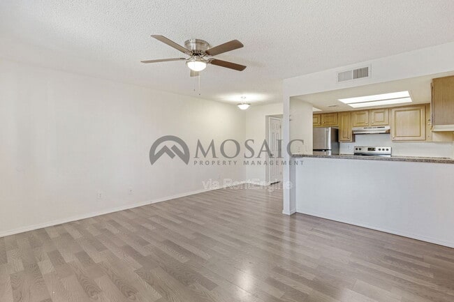 Photo - 3810 N Maryvale Pkwy Unit 1050