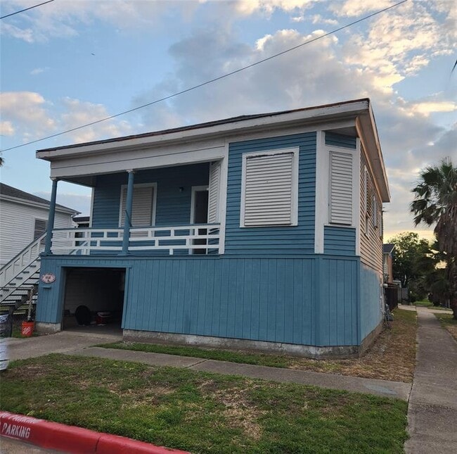 Building Photo - 1101 9th St Rental