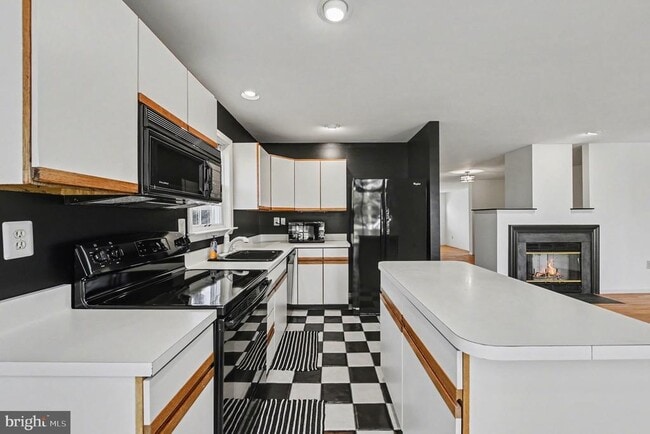 Photo - 1522 Isaacs Ct