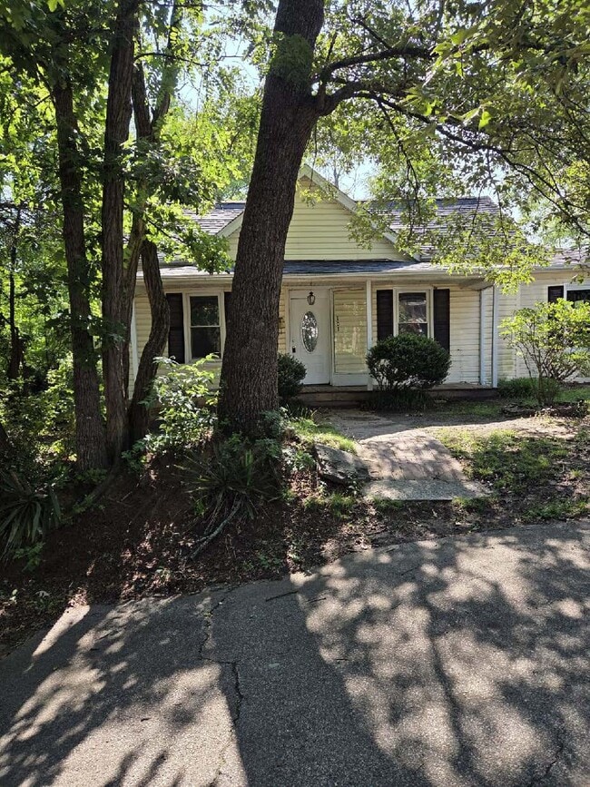 Photo - 101 Kuykendall St House