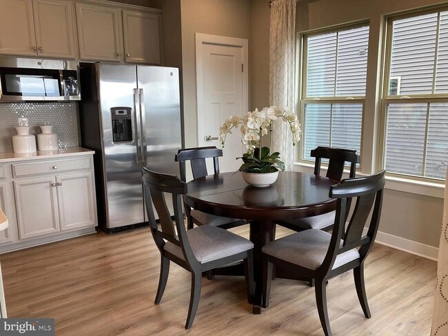 Photo - 7045 Eaglehead Dr