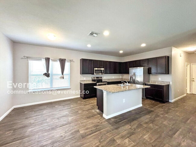 Photo - 218 Independence Ave