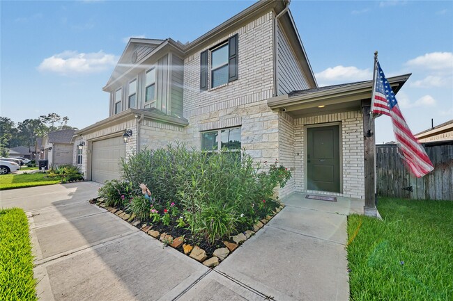Photo - 20815 Acorn Valley Dr