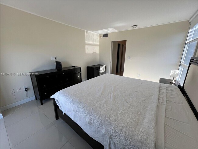 Photo - 3731 N Country Club Dr Unit 1424