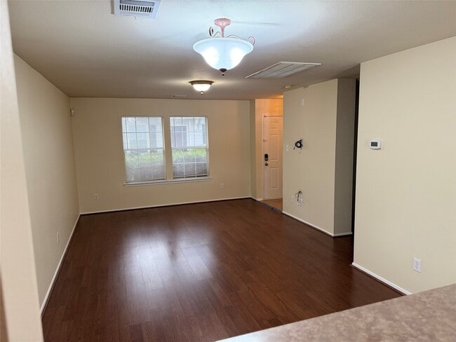 Photo - 1539 Nichole Woods Dr