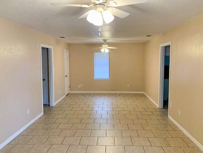 Photo - Decatur Home 3 Bedroom 2 Bath