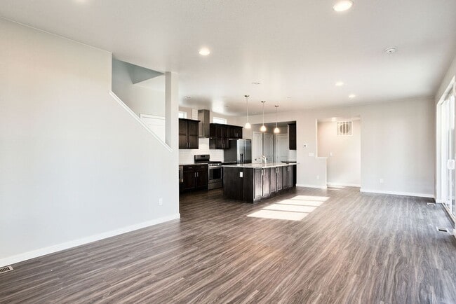 Photo - Beautiful 3 Bedroom Townhome in Mosaic