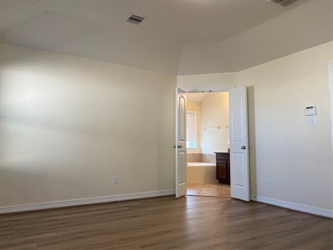 Photo - 18318 Mossy Creek Ln