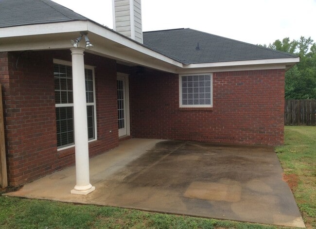 Photo - 6078 White Pine Dr