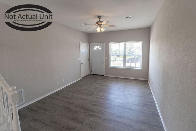 Photo - 5000 Derby Ridge Dr Unit 105