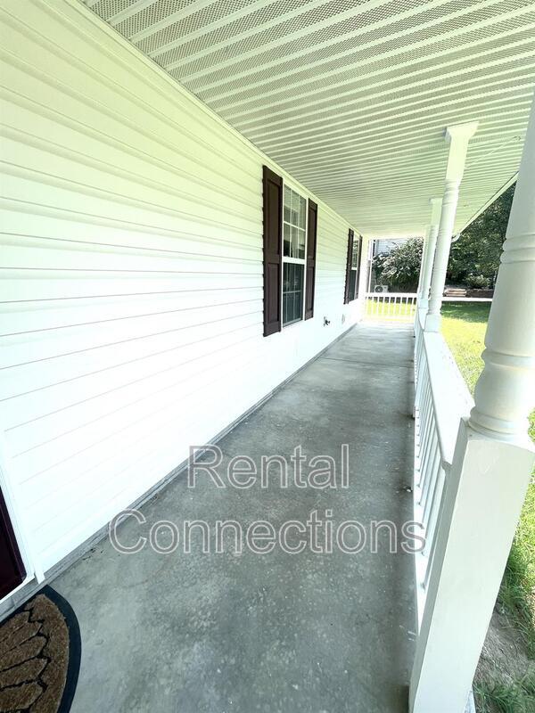 Photo - 112 Stable Dr