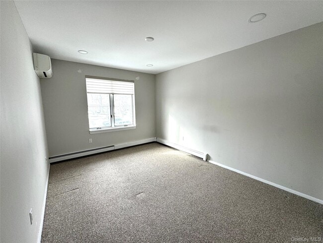 Photo - 213 Lake Ave