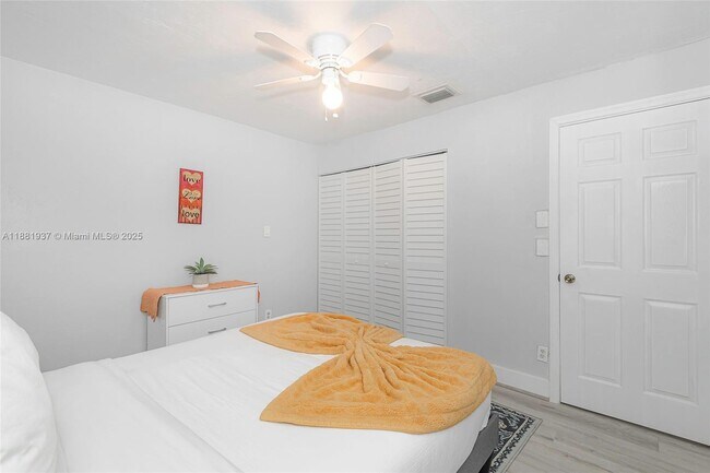 Photo - 201 Columbus Pkwy Unit A