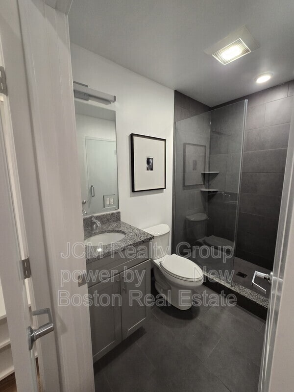 Photo - 165 Hawthorne St Unit Studios