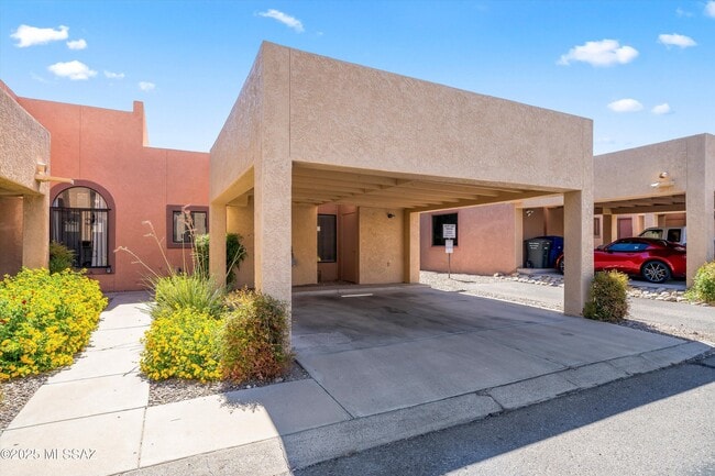 Building Photo - 3980 Roger Ln