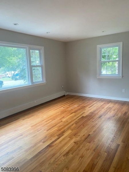 Photo - 549 Broughton Ave